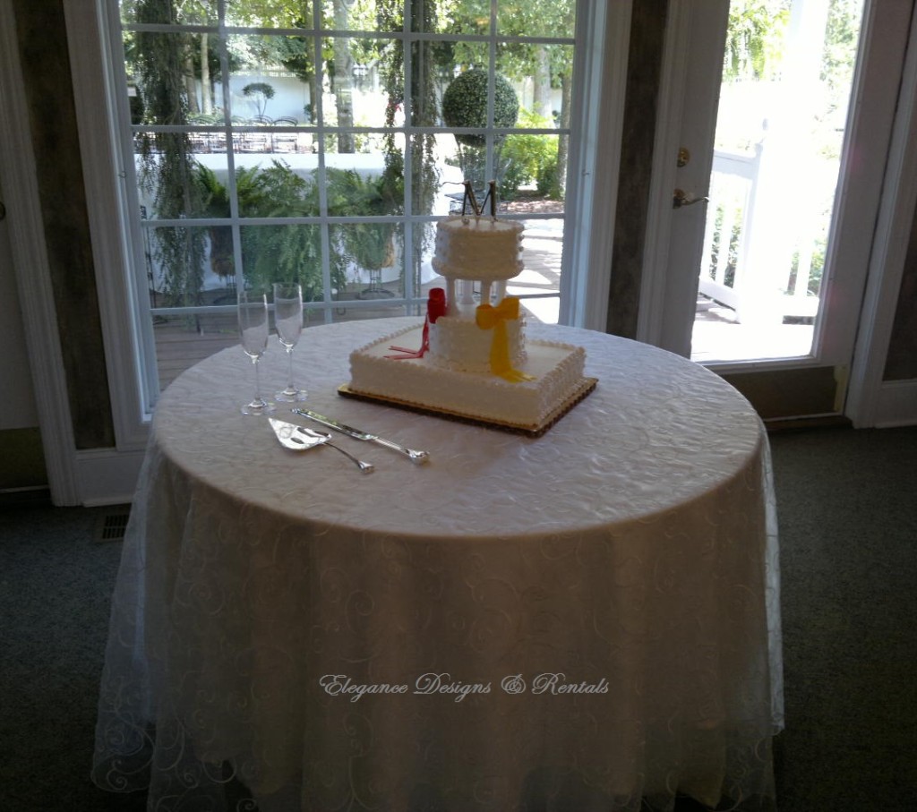 Cake Table White on White Elegance Designs & Rentals